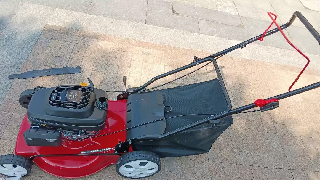 最高品質のガソリン式業務用芝刈り機（庭園用） - Gardening Tools Best Quality のレビューと価格
